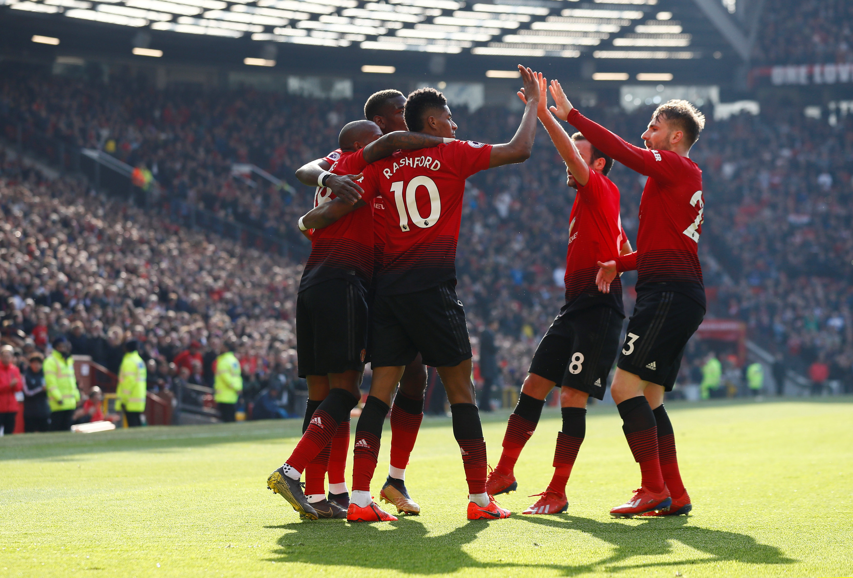 尼黑队的领 尼黑队的领